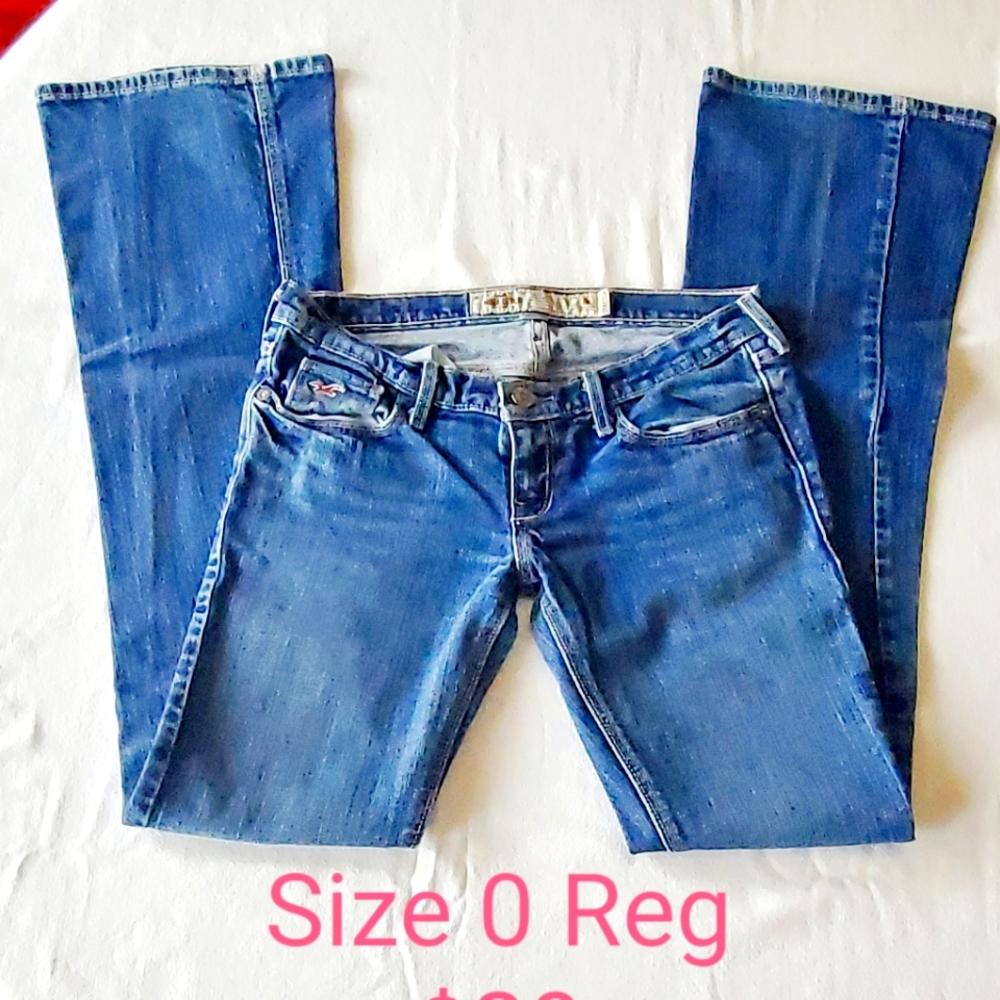 Hollister Cali Flare Low Rise Jeans Medium wash Size 0 Regular